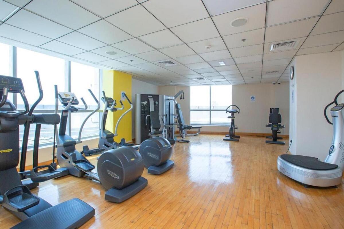 Aws Holiday Homes - Prime Apartment Near The Beach Dubaj Kültér fotó