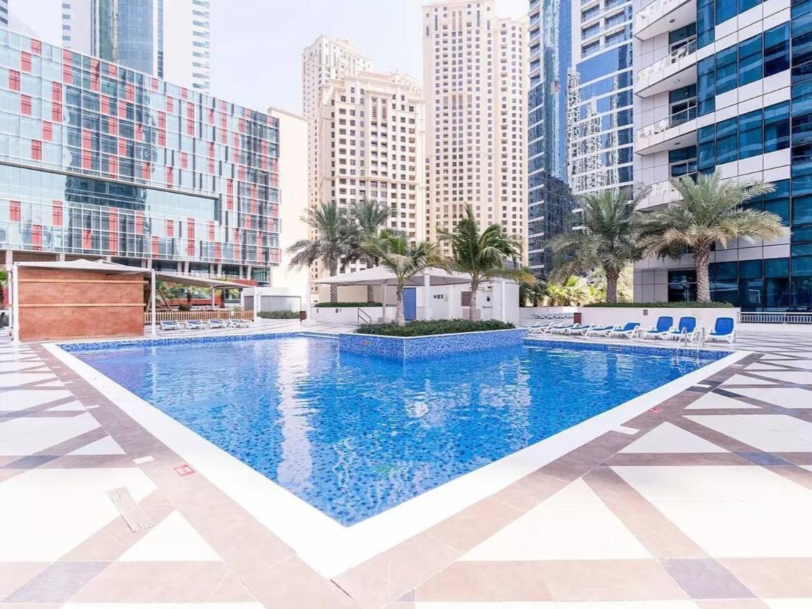 Aws Holiday Homes - Prime Apartment Near The Beach Dubaj Kültér fotó